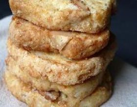 Sablés salés aux noix de cajou et au parmesan