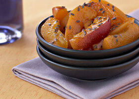 Salade d&rsquo;abricots à la violette