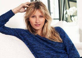 1 fille / 1 bureau avec… Sarah Lavoine