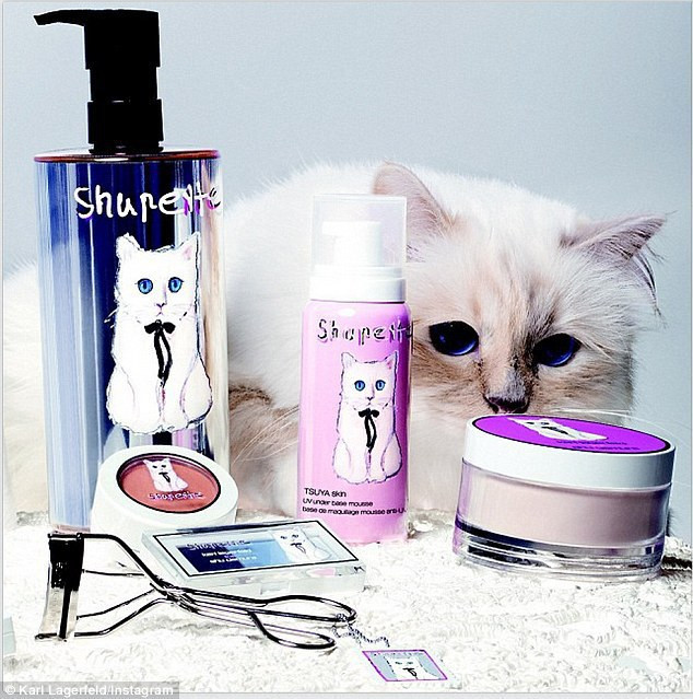 Shupette pour Shu Uemura : le maquillage inspiré par le chat de Karl Lagarfeld
