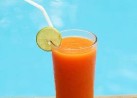 Smoothie à la pêche et au melon