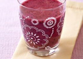 Smoothie goyave, banane et cassis
