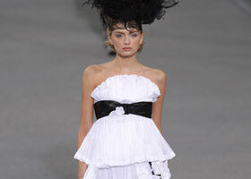 Sortie du défilé Chanel printemps/été 2009