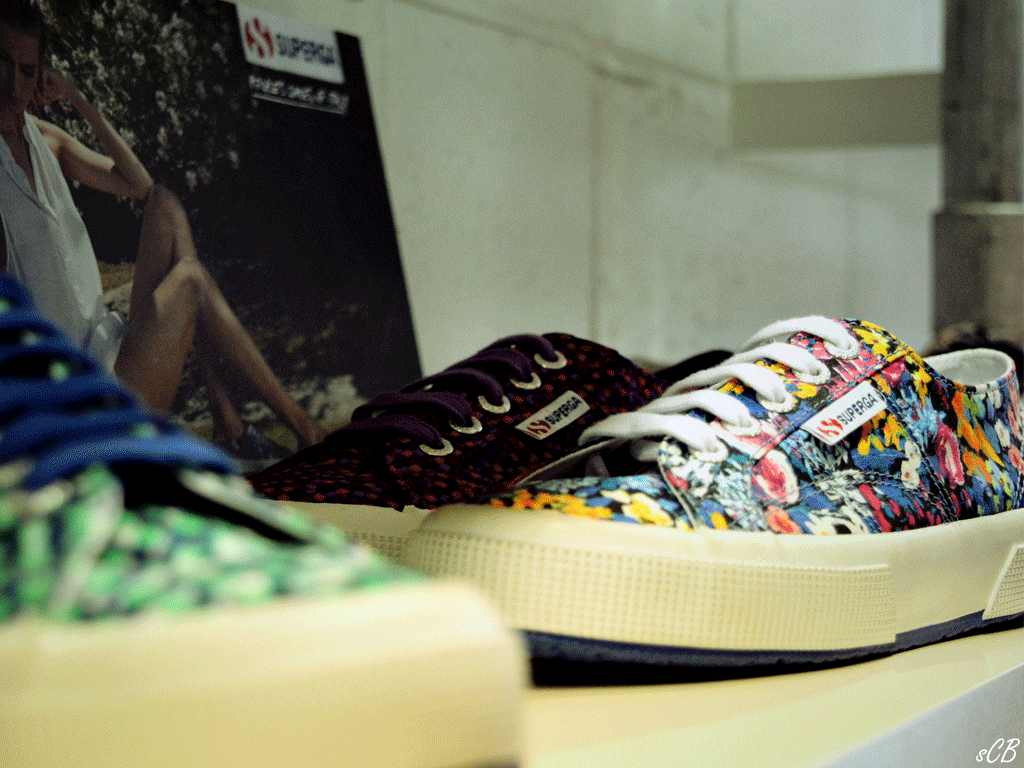 Superga, les petites baskets italiennes qui cartonnent