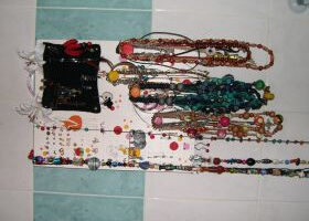 Tableau accroche bijoux