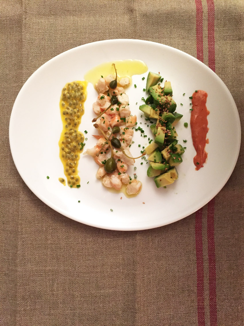 Tartare de crevettes à l’avocat déstructuré