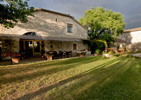 Charme et diamant noir en Quercy