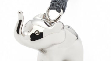 UN BIJOU POUR LA BONNE CAUSE