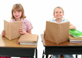 Un bureau pour jouer et travailler