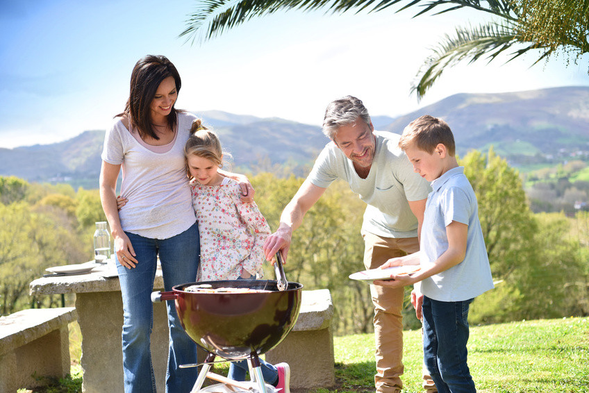Un chapiteau clic-clac, votre allié de l’été