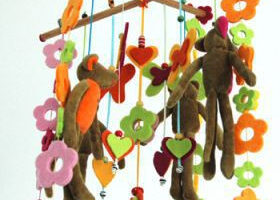 Un mobile tout en couleurs!