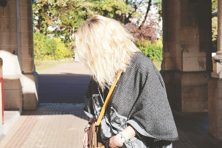 Une coiffure « wild wavy » en 7 minutes chrono (et sans efforts) !