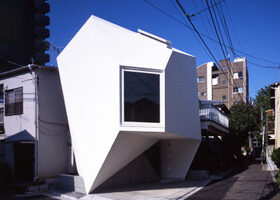 Une maison atypique près du centre de Tokyo !