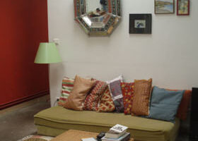 Une maison faite de bric et de broc à Malakoff