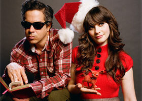 L&rsquo;actrice Zooey Deschanel chante Noël et on adore !