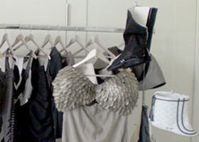 Voyage lunaire par delà la mode