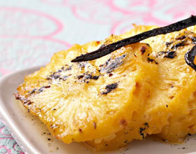 Ananas rôti à la vanille