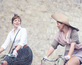 Street style : quelle tenue rétro pour ma balade à vélo ?