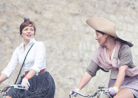 Street style : quelle tenue rétro pour ma balade à vélo ?