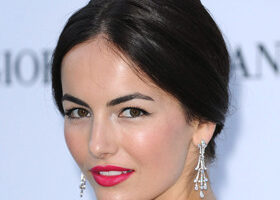 Sourcils XXL : je tente le look ?