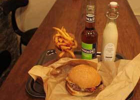 Mon burger marathon : Big Fernand, le plus franchouillard