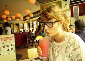 Interview « J&rsquo;adore » avec Maureen Wingrove alias Diglee