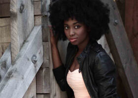 Tout sur la chanteuse Inna Modja