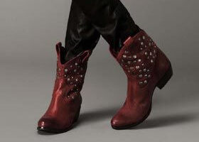 Vite, des chaussures ! Les santiags Minelli