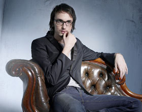 Christophe Willem squatte Paris !