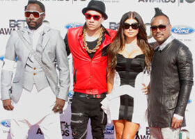 James Cameron filme les Black Eyed Peas… en 3D !