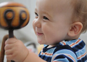 J&rsquo;ai testé un cours de chant maman  bébé