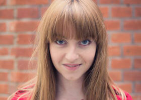 1 fille / 1 bureau avec… Eleonore Bridge