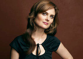 Emily Deschanel, la star de Bones, est enceinte !