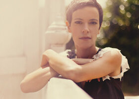 Welcome back Emily Loizeau !