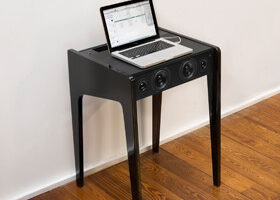 Une table qui en met plein les oreilles ? Chiche !