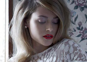 Ève Gravel nous fait aimer la mode québécoise !