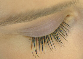 J&rsquo;ai testé pour vous… les extensions de cils !