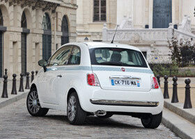 La Fiat 500 fait son fashion show en Liberty !