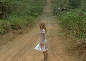 « White material »