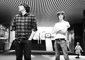 Session live : « Château », Housse de Racket