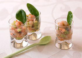 Verrines de crevettes au kiwi