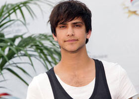 Interview avec Luke Pasqualino de la série « Skins » !