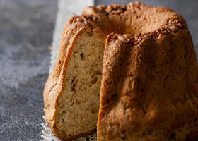 Kougelhopf salé aux noix et aux lardons