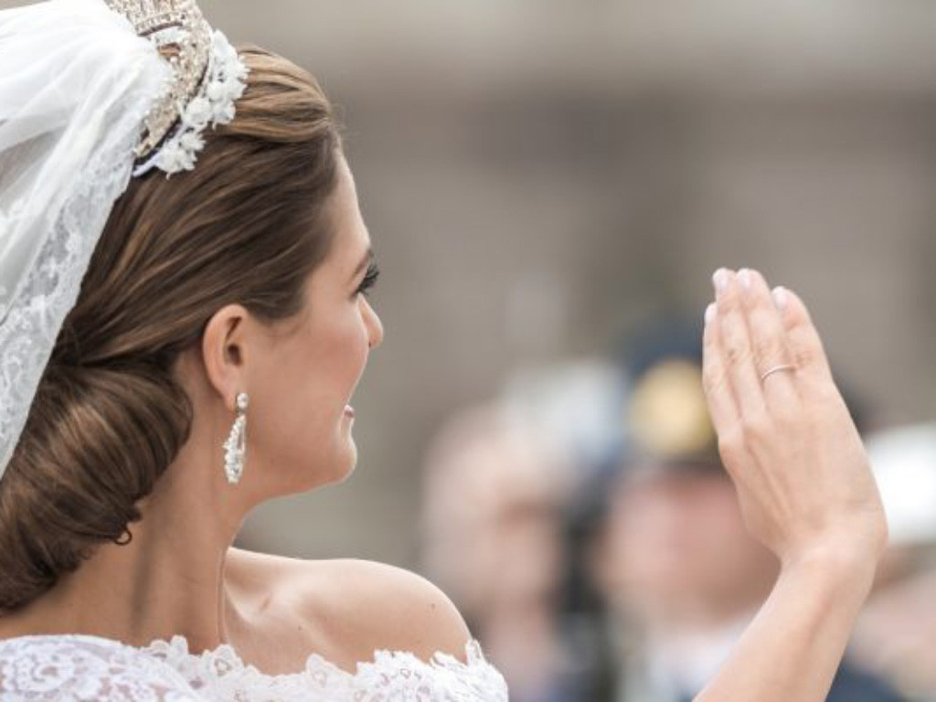 Les robes des mariages royaux à travers le temps