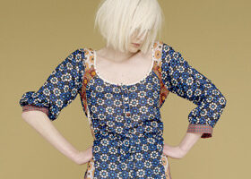 Vive le bleu et le look de sirène urbaine