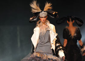 Spécial défilés : chez John Galliano, nous avons adoré…