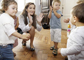Bébé prend des cours d&rsquo;anglais dès 1 an !