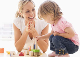 Je trouve LA nounou de rêve et je la garde