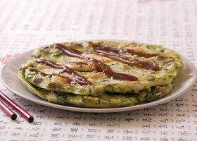 Okonomiyaki au poulet et crevettes