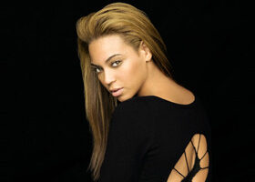 Le secret coiffure des people : la perruque Full Lace Wig !